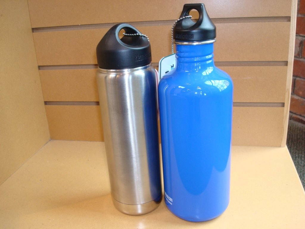 Stainless steel insulated water bottles side by side